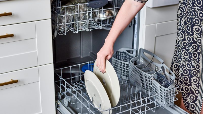 Reasons for investing in a dishwasher